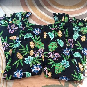 3/$10 NWT Antibes Blanc Black Floral Wide Leg Pants